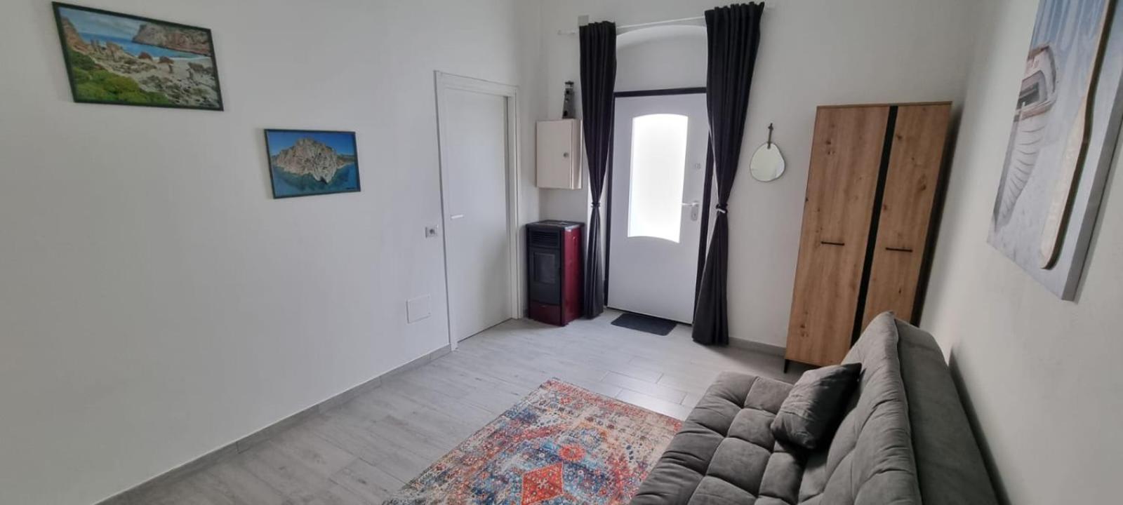 Casa Noemi Holiday home *